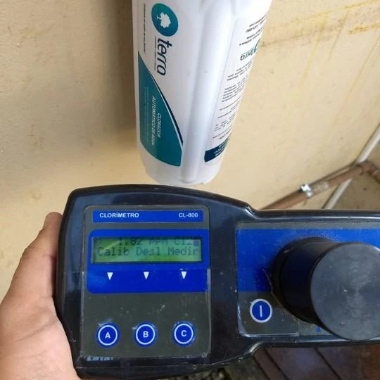 Exame agua de poço Imagem ilustrativa de Exame agua de poço