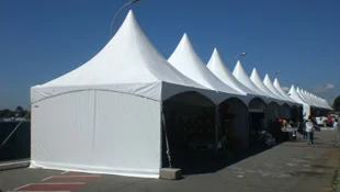 Tendas e Coberturas Modelo Chapéu de Bruxa